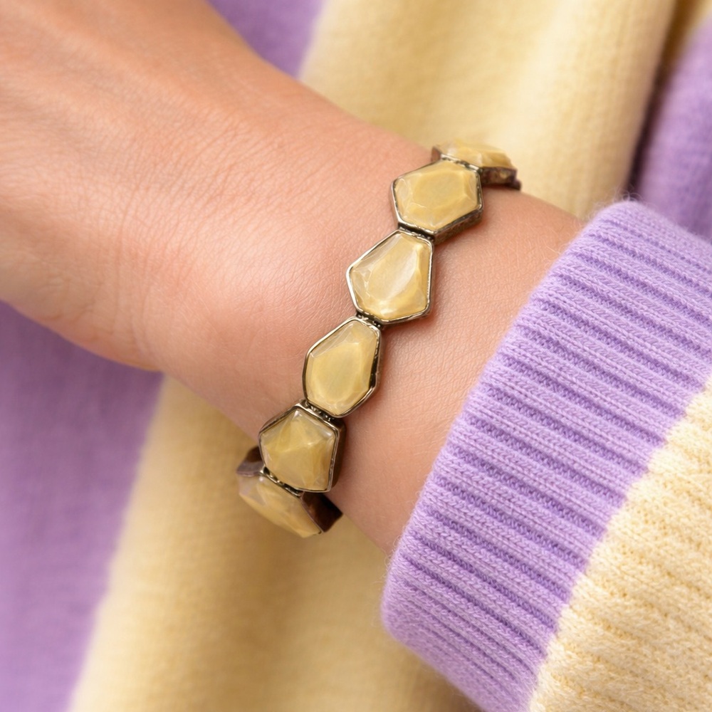 Elegant Gold Hexagon Bracelet Resin/Gem like stones and metal . Retro style